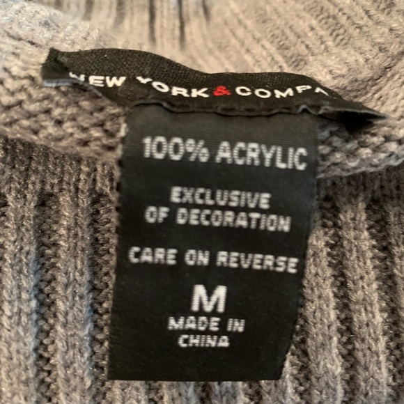 NEW YORK & COMPANY Sweater Turtleneck Nordic Ski Winter Long Sleeve Gray Medium - Picture 6 of 8